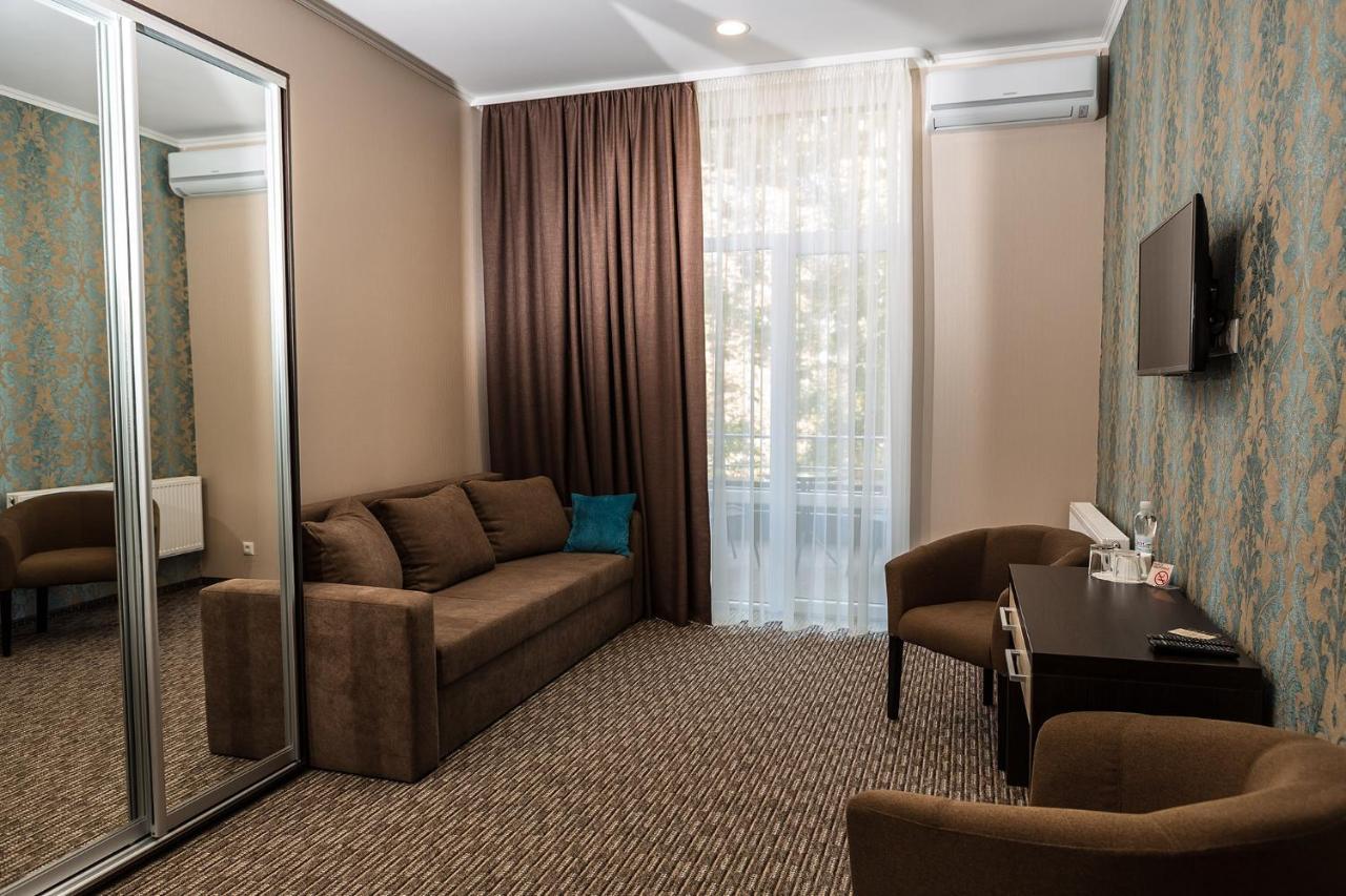 Hotel Shengen Шенген Оновлений Кропивницкий Экстерьер фото