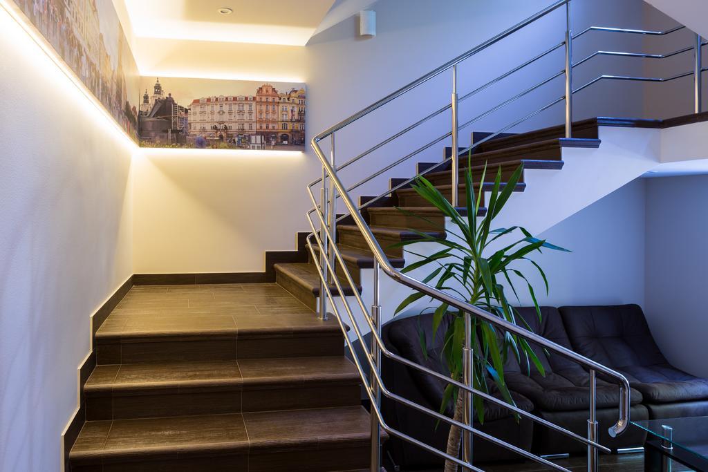 Hotel Shengen Шенген Оновлений Кропивницкий Экстерьер фото
